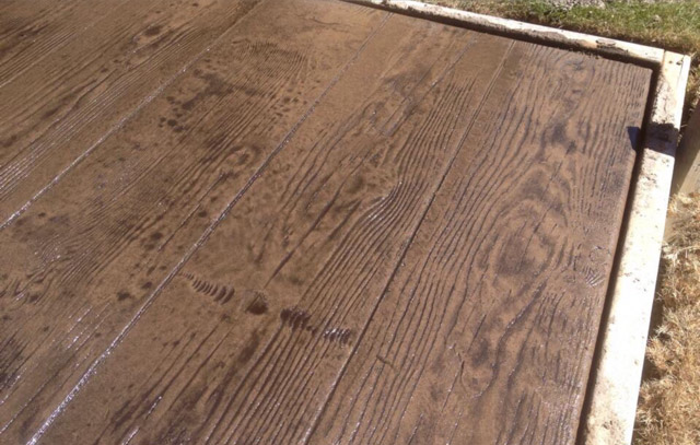 Stamped timber-look decorative concrete