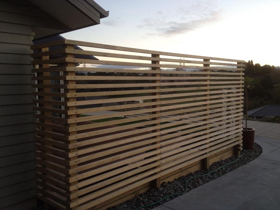 2x2 hand-made trellis. Strong. Durable and looks great.